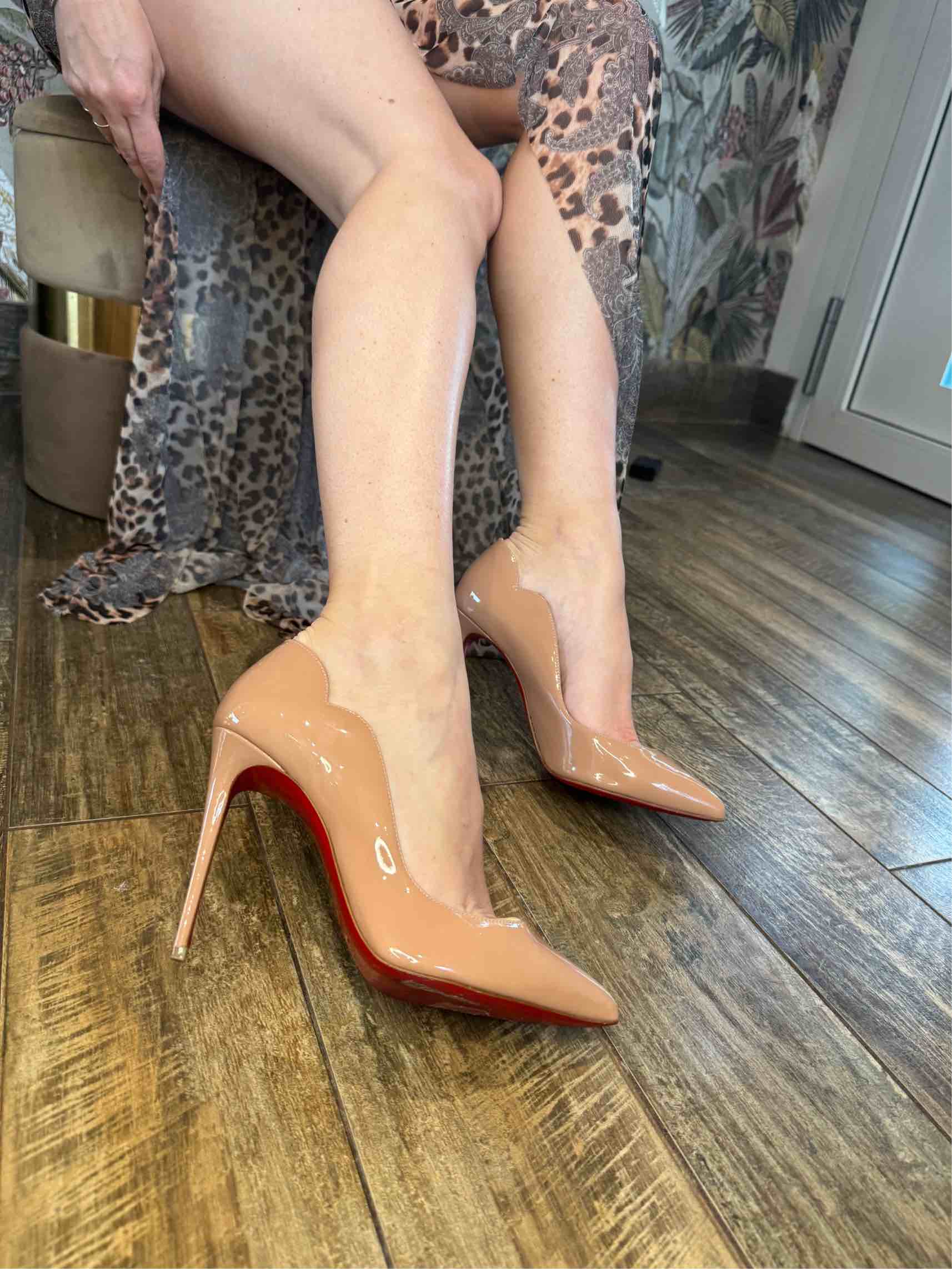 CHRISTIAN LOUBOUTIN