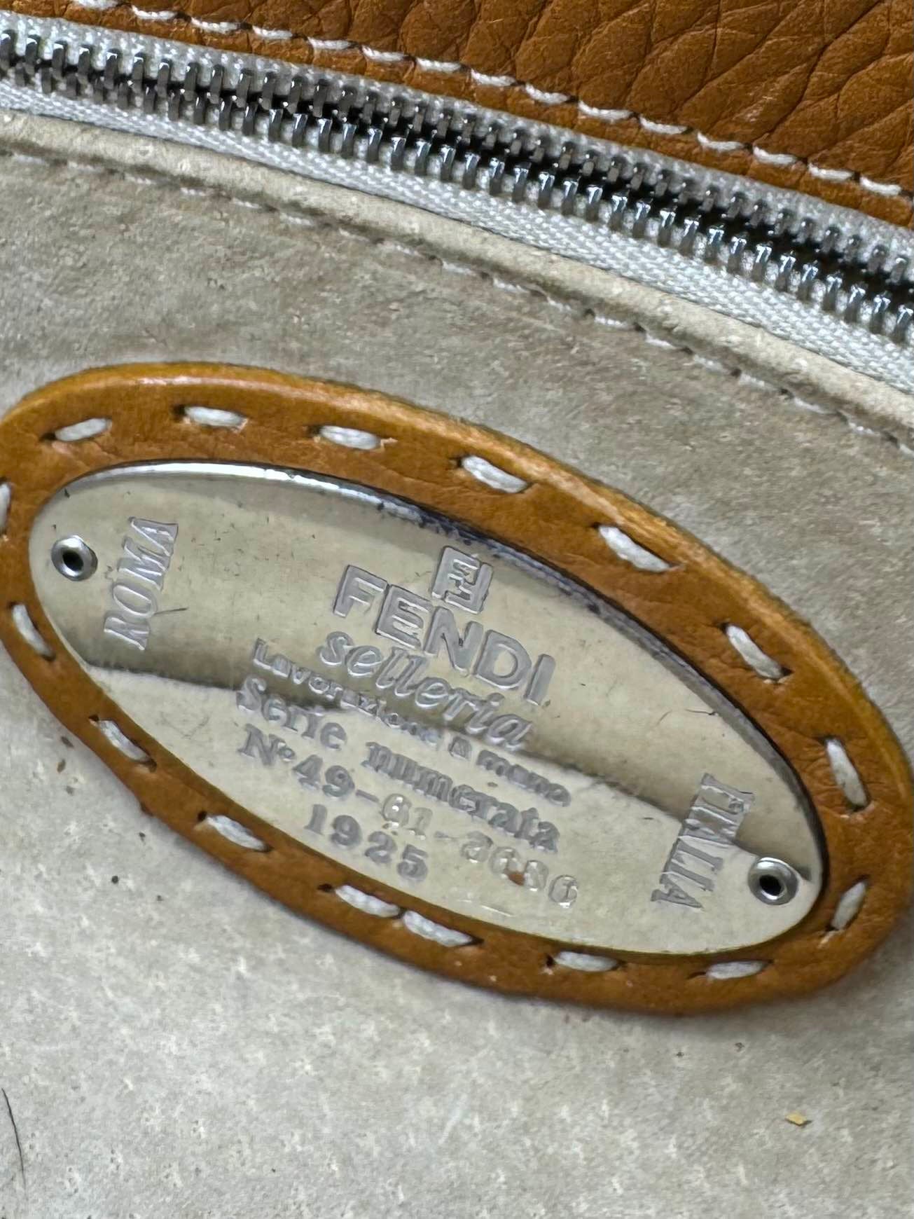 FENDI Borsa Baguette