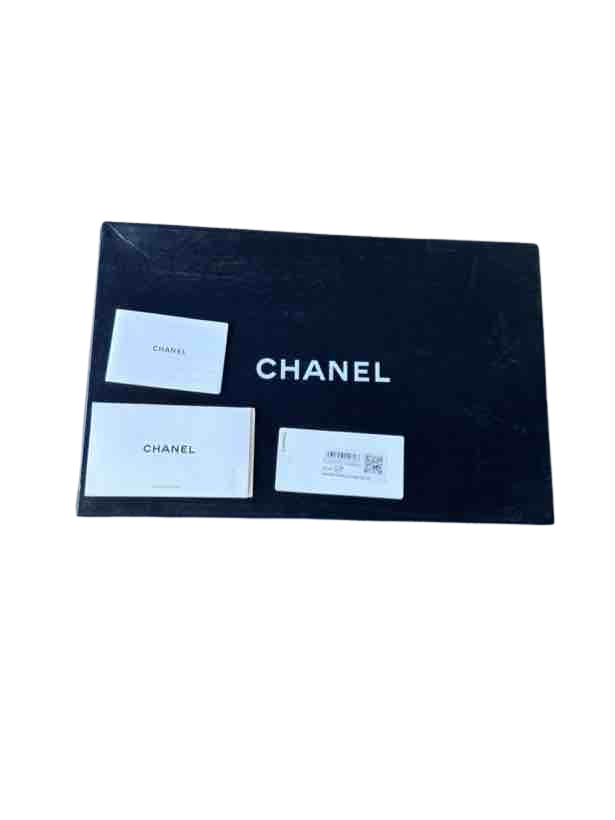 CHANEL Sneakers